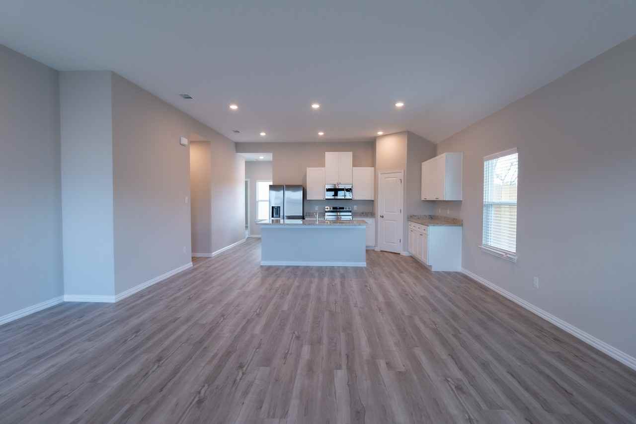 1902 Oliver St #NA - Photo 5 of 24