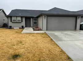 featured image of 1118 W Sequoia Rd #NA
