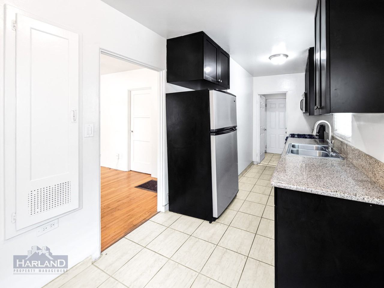 4460 49th St - Photo 6 of 15