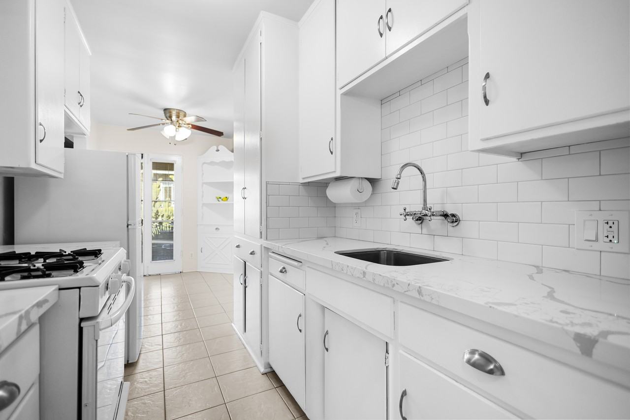 3422 Park Blvd #B - Photo 4 of 23