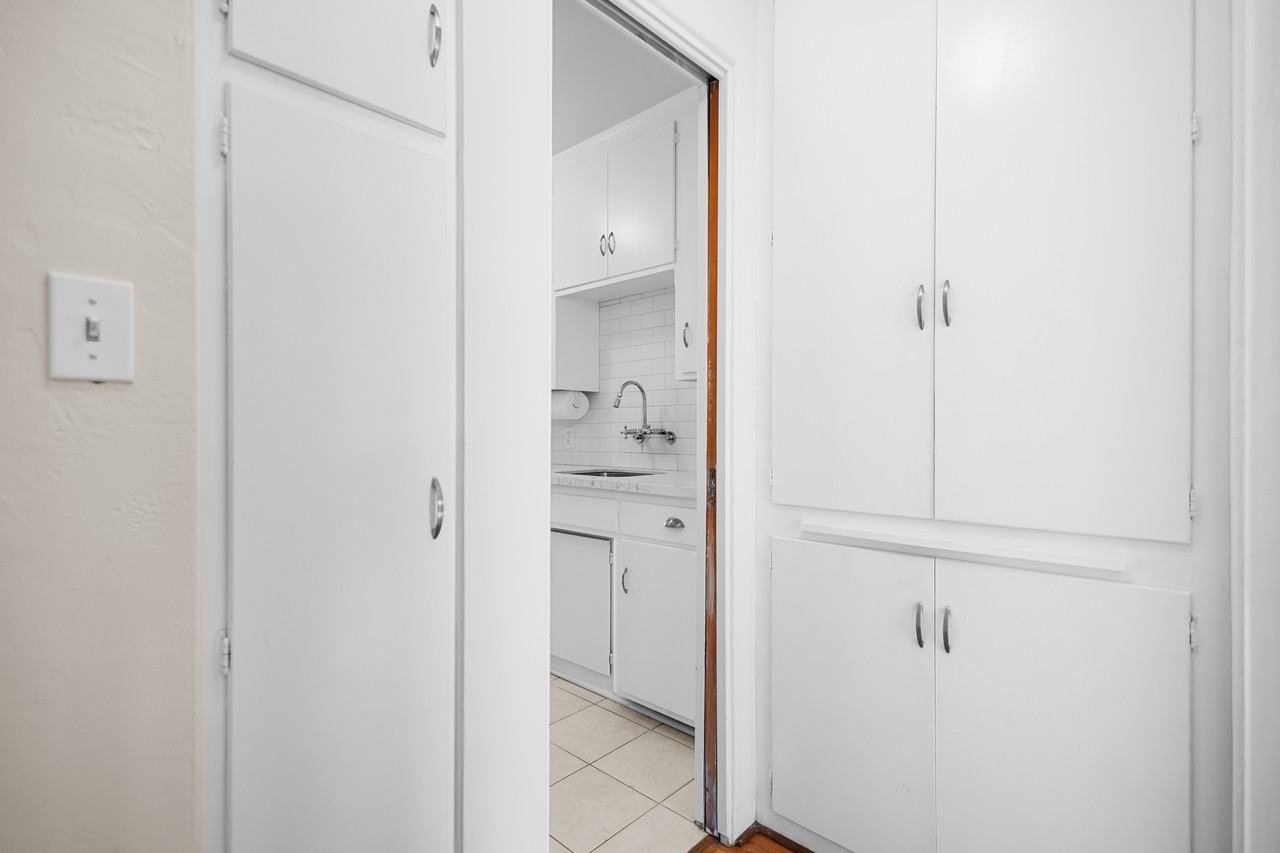 3422 Park Blvd #B - Photo 5 of 23