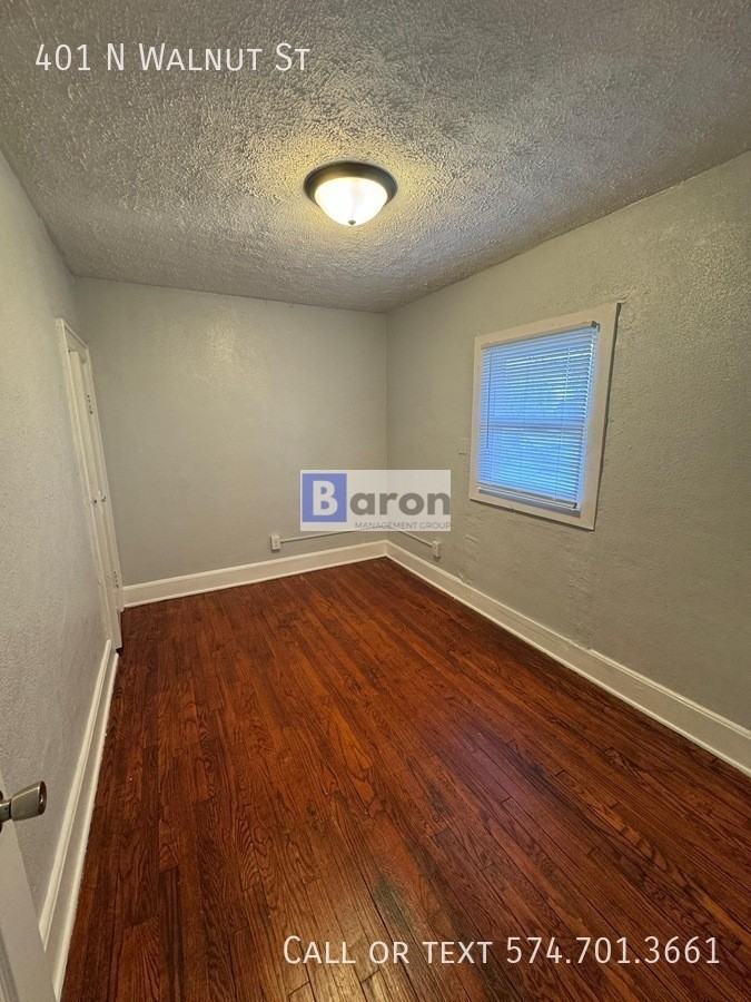 401 N Walnut St - Photo 6 of 12