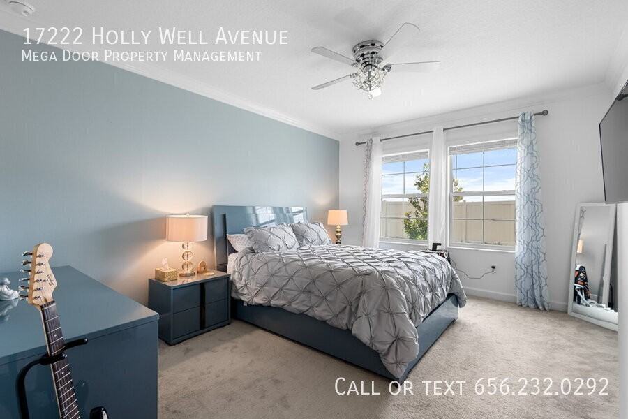 17222 Holly Well Ave - Photo 7 of 48