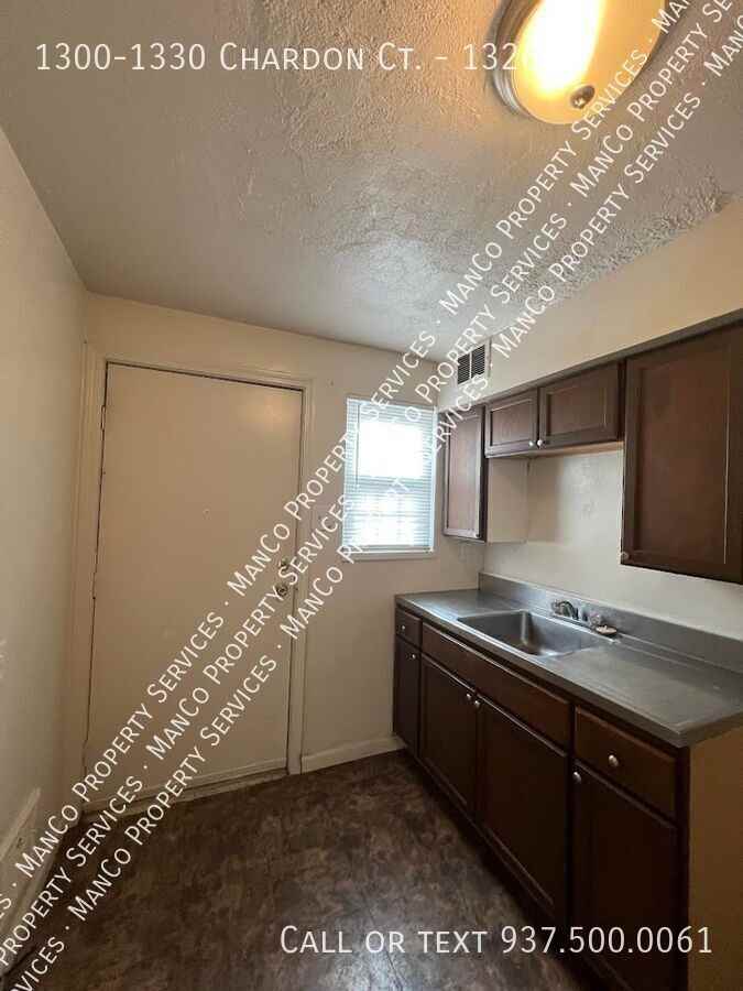 1300 Chardon Ct #1326 - Photo 5 of 9