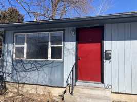 featured image of 547 Poole Ave #2