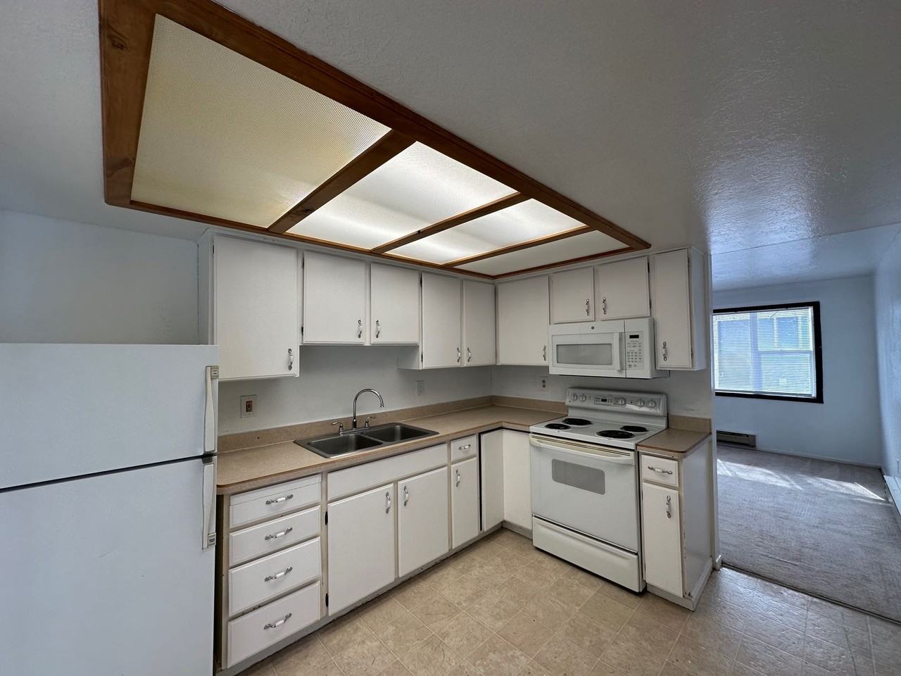 547 Poole Ave #2 - Photo 7 of 10