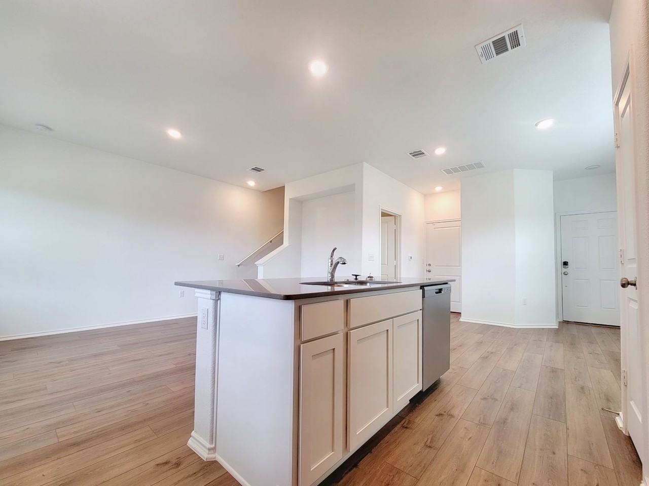 7232 Dancing Wind Ln - Photo 6 of 30