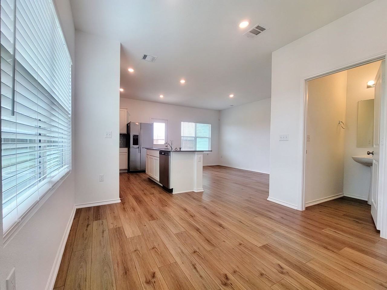 7232 Dancing Wind Ln - Photo 7 of 30