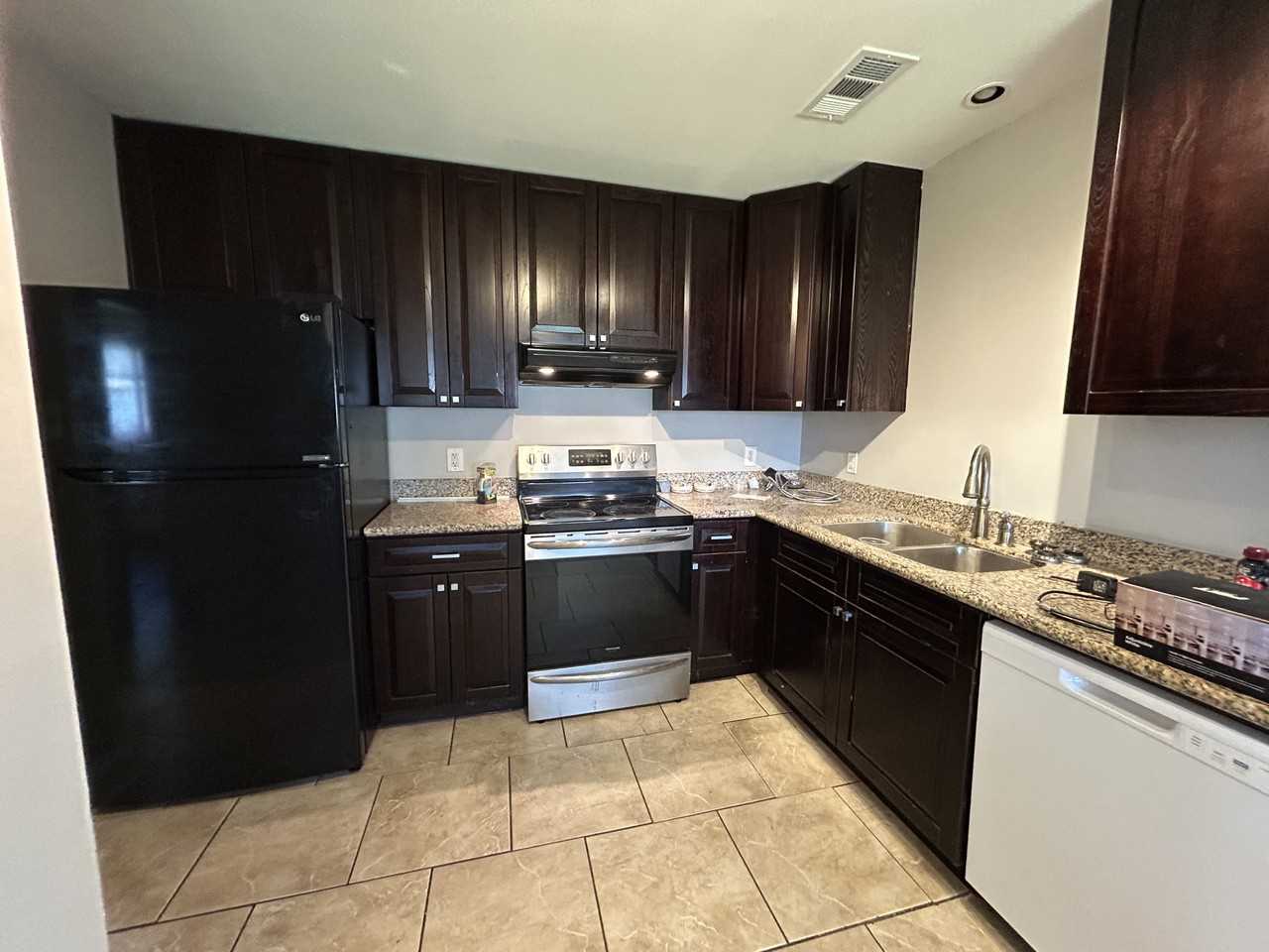 3108 Tournefort St - Photo 3 of 11