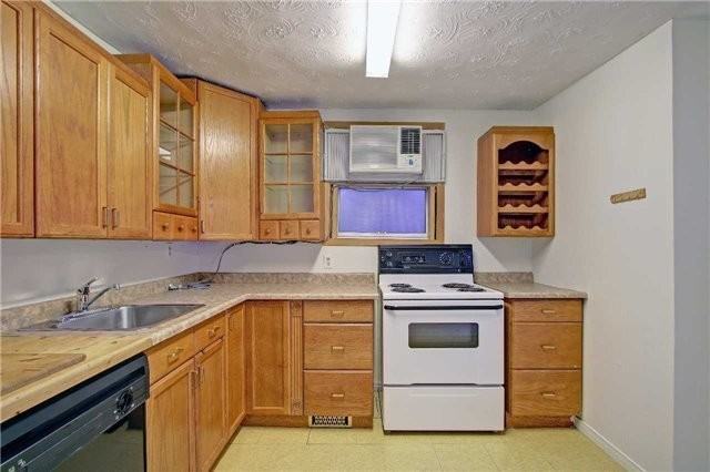 362 Jones Ave - Photo 4 of 9