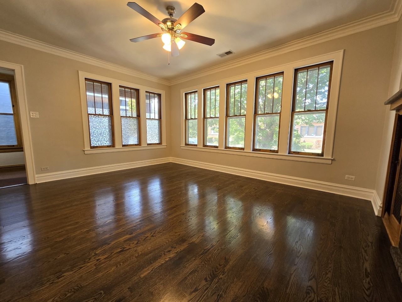 4231 N Marmora Ave #1 - Photo 6 of 18