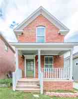 featured image of 302 S College Ave