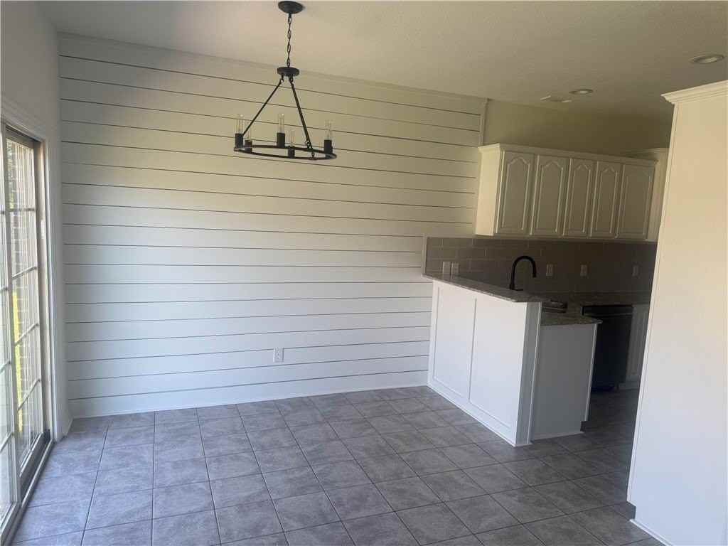 3518 Montpilier Pl - Photo 4 of 13