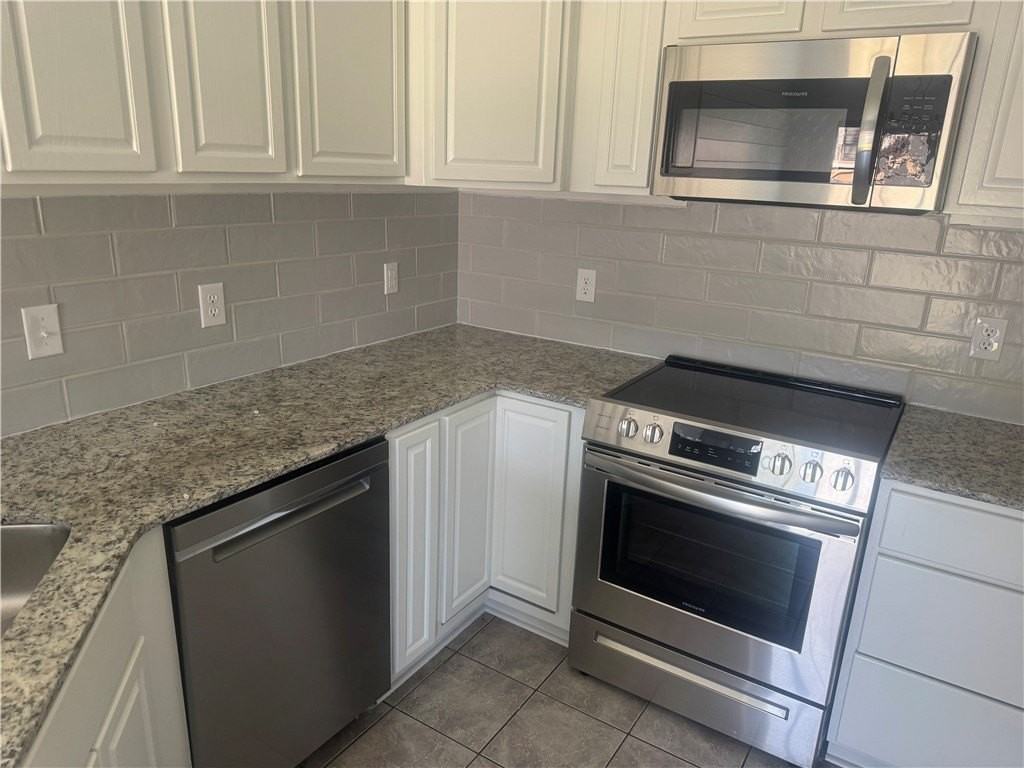 3518 Montpilier Pl - Photo 6 of 13