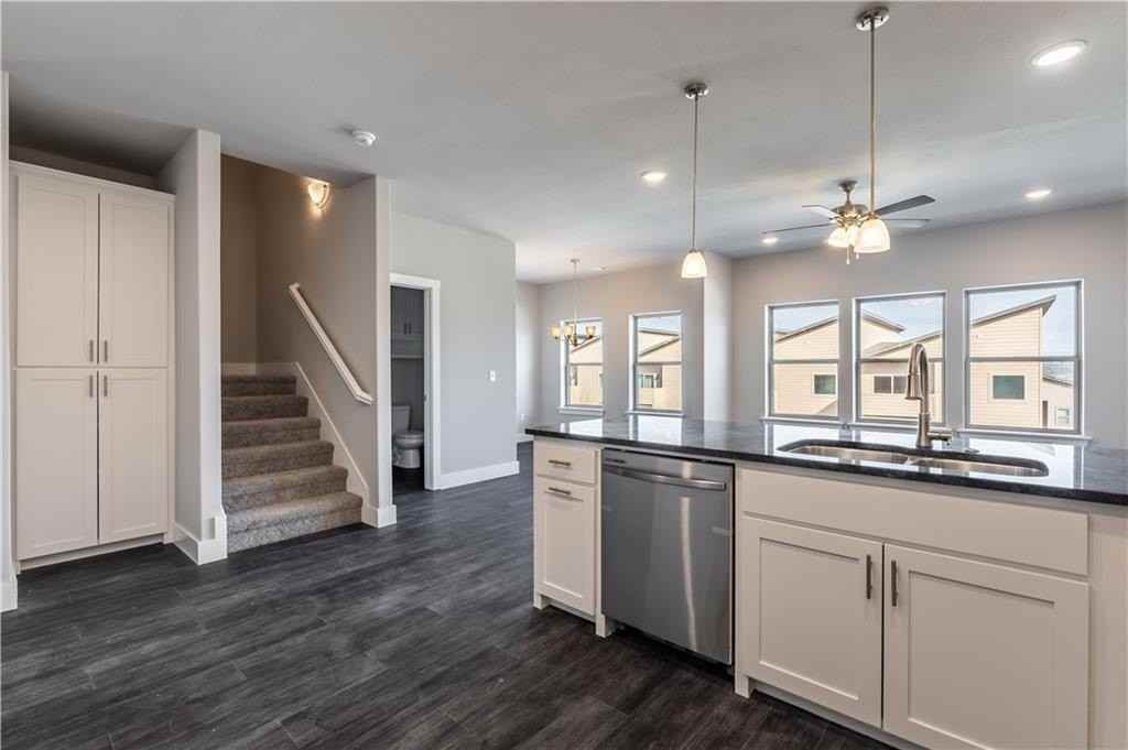 2179 W Million Ln - Photo 7 of 29