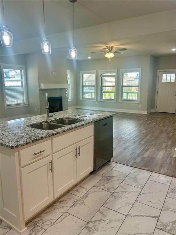 224 Ryder St - Photo 4 of 24