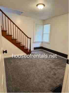 213 North 19th Street - Photo 7 of 11
