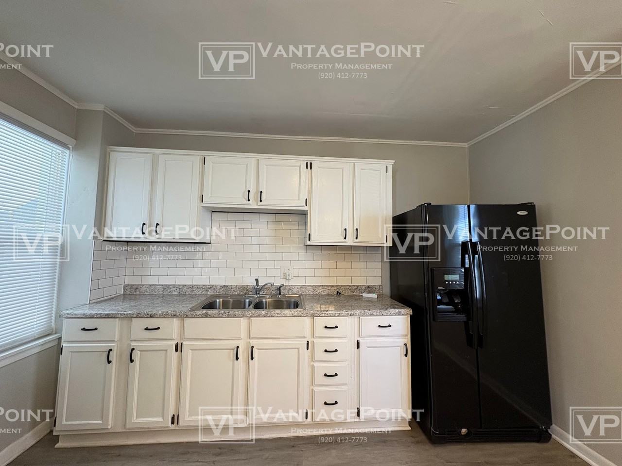 1711 12th St #1 - Photo 4 of 21