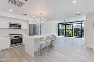 featured image of 200 W Portland St #511