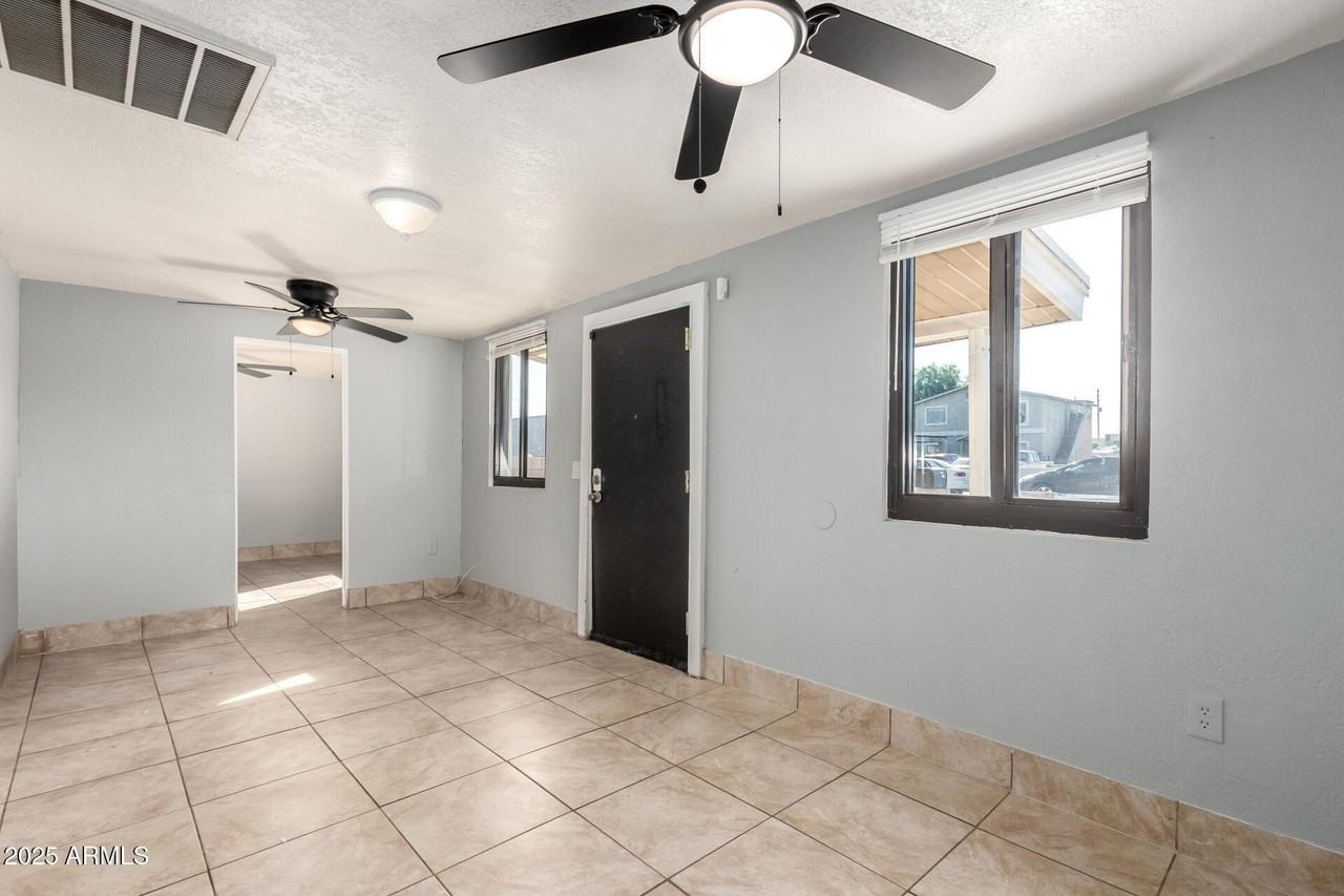 1920 W Tonto St #1 - Photo 2 of 20