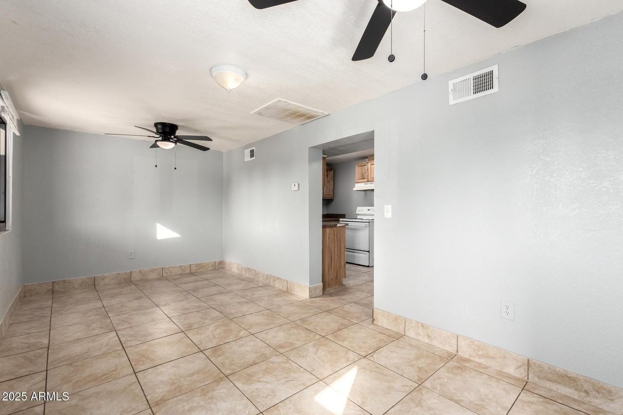 1920 W Tonto St #1 - Photo 4 of 20