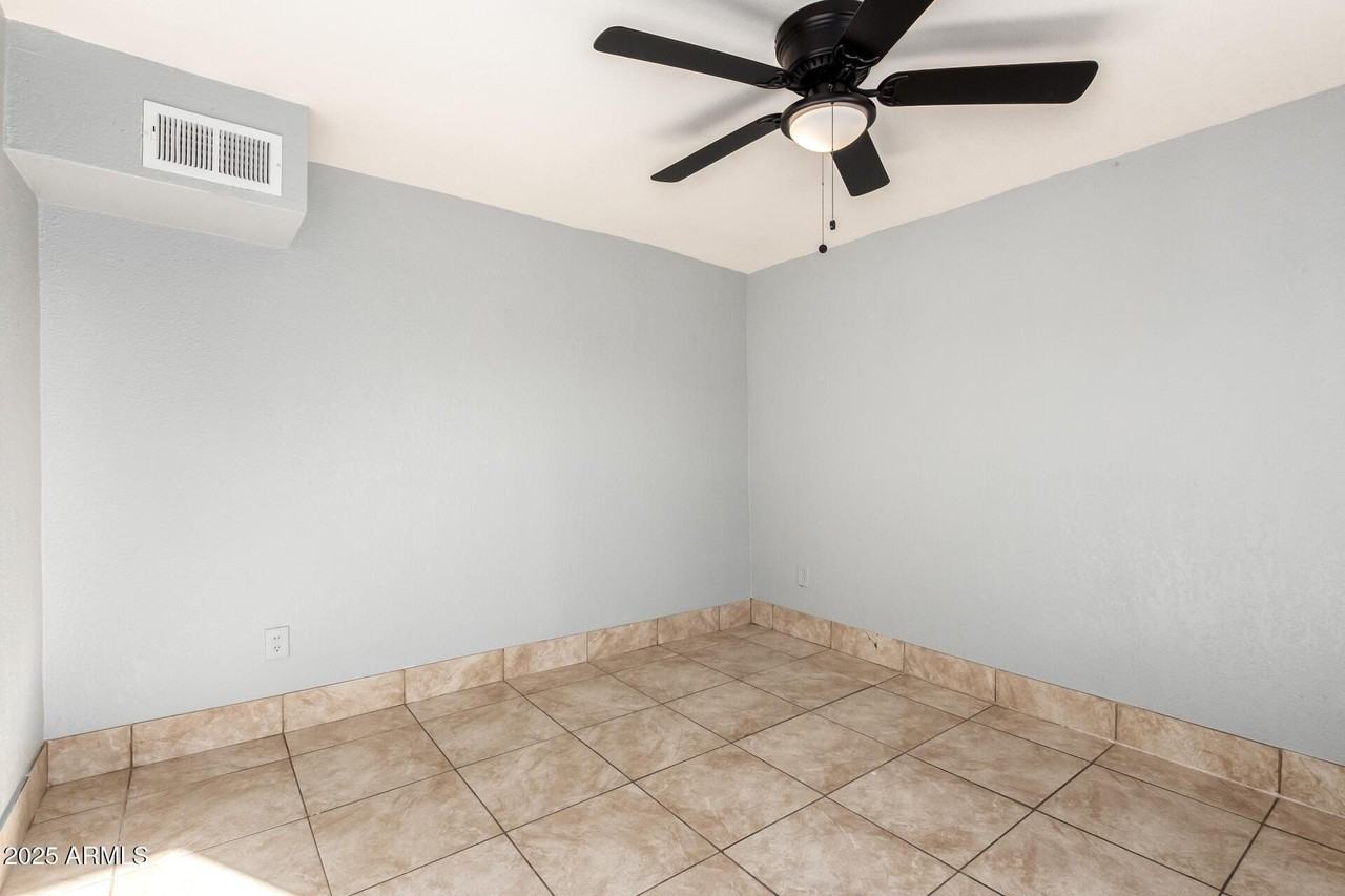 1920 W Tonto St #1 - Photo 5 of 20