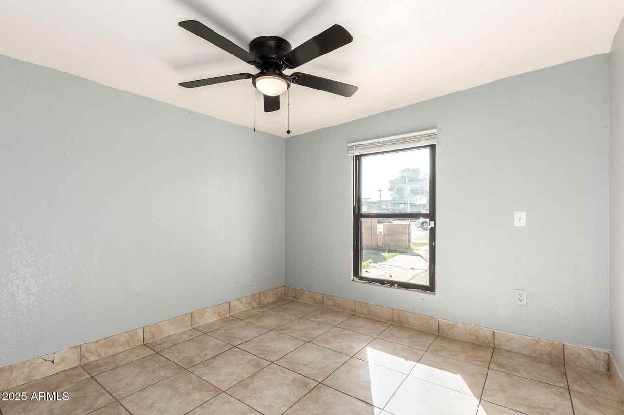 1920 W Tonto St #1 - Photo 6 of 20