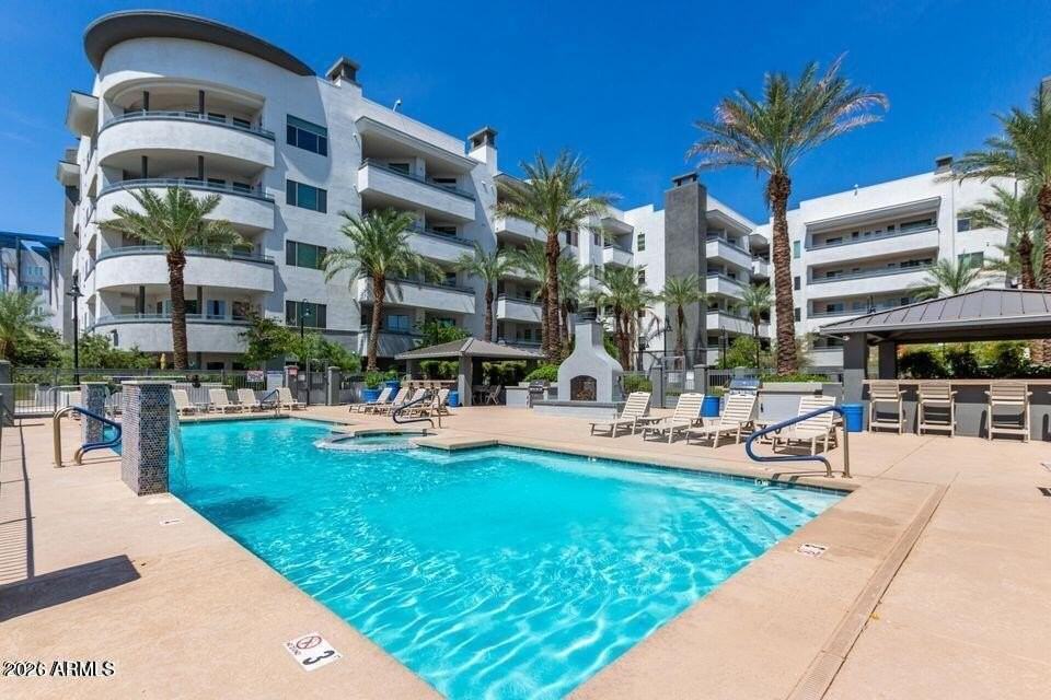 945 E Playa Del Norte Dr #5020