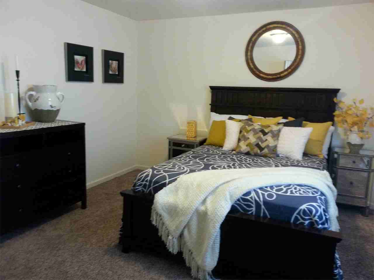 Sage Apartments - Photo 3 of 7