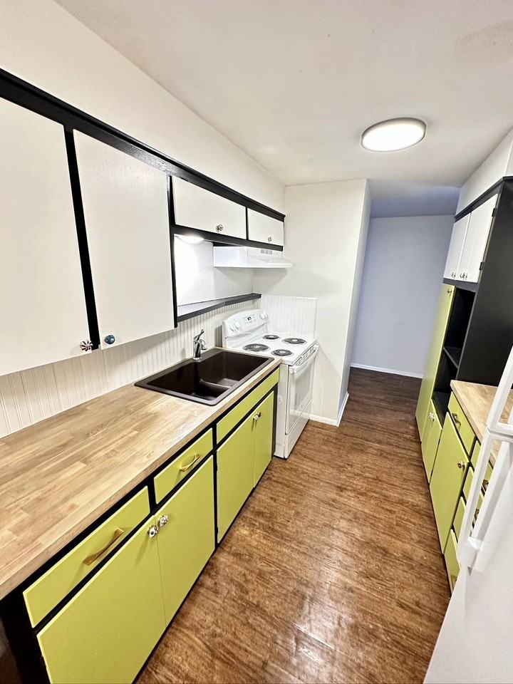 1220 South Rockford Avenue - Photo 2 of 12