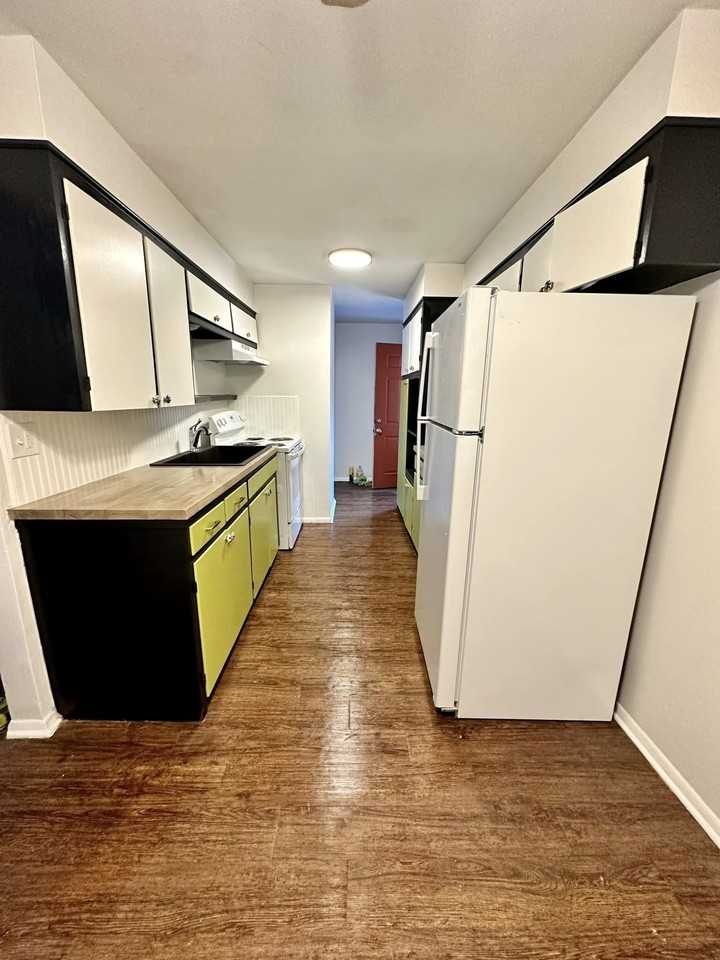 1220 South Rockford Avenue - Photo 4 of 12