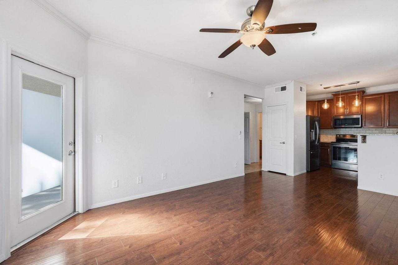 1941 S Pierpont Dr #2070 - Photo 4 of 33