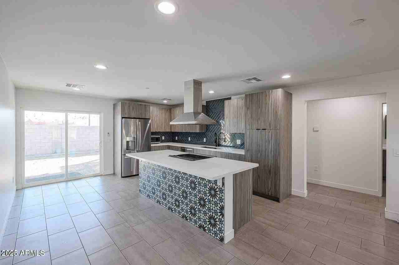 2651 N 71st Pl - Photo 4 of 34