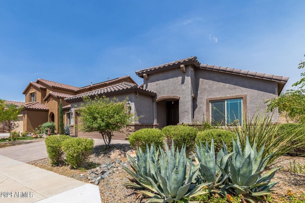 25899 N 107th Dr - Photo 2 of 26