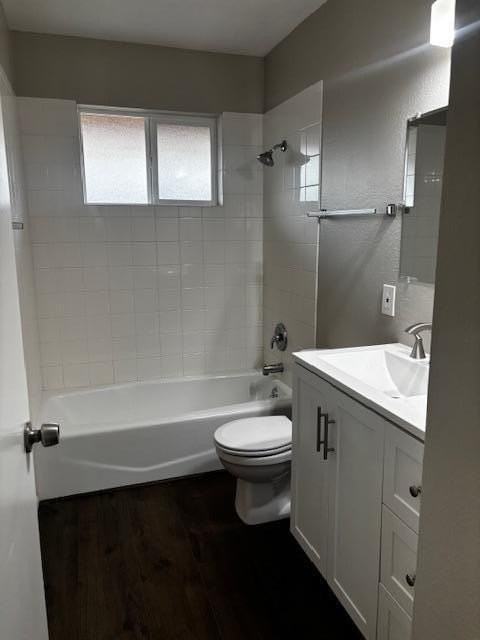 4819 E Cambridge Ave #1 - Photo 5 of 30