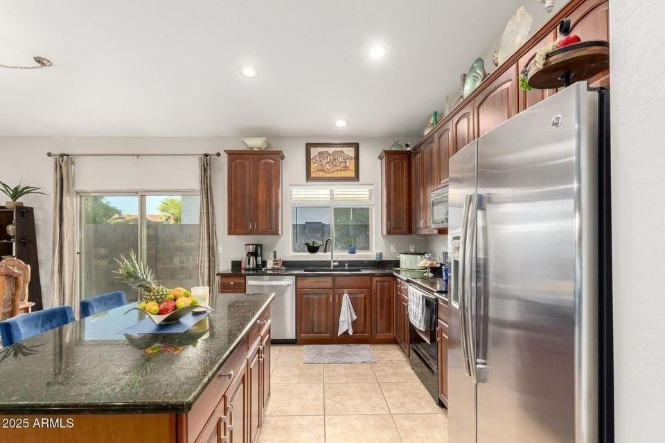 42422 W Bravo Dr - Photo 6 of 31