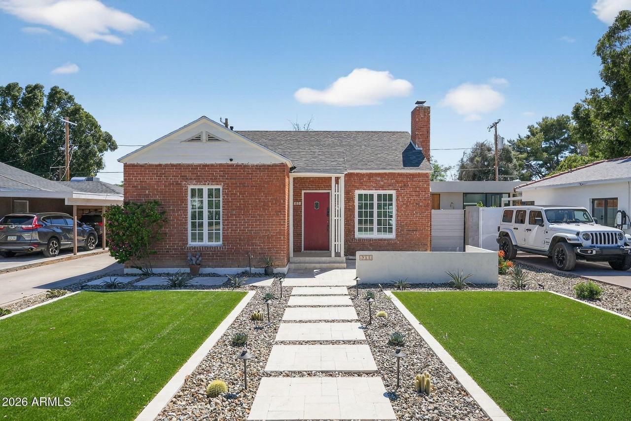 311 W Campbell Ave - Photo 2 of 22