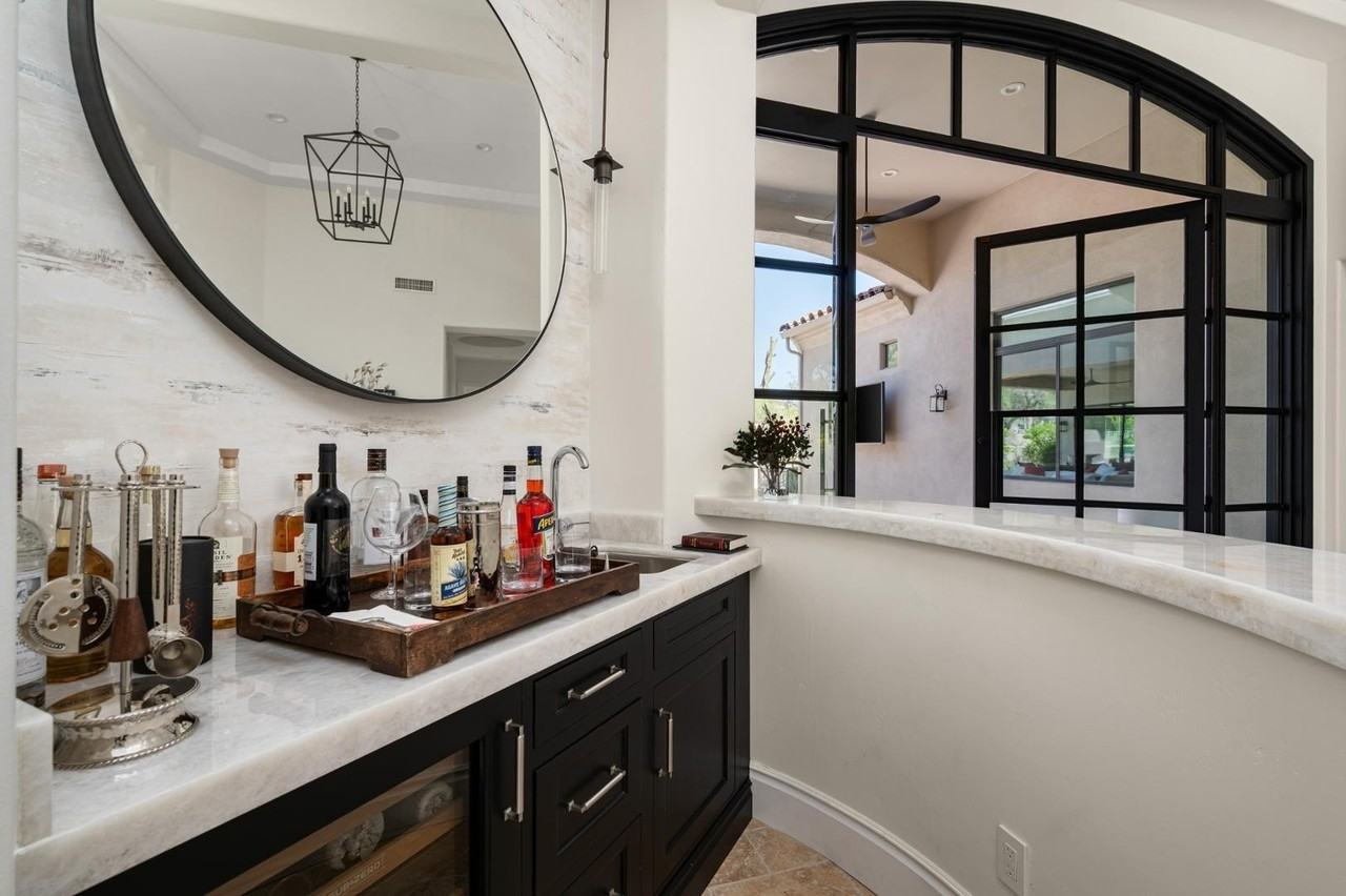 10220 E Buckskin Trl - Photo 4 of 32