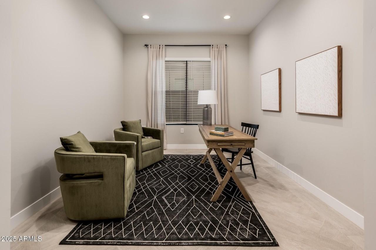 6615 E Libby St - Photo 5 of 45