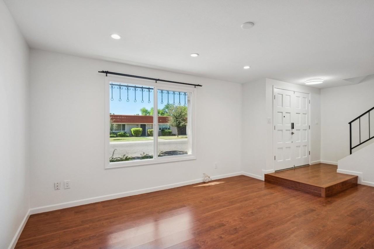 5111 N 83rd St - Photo 2 of 32