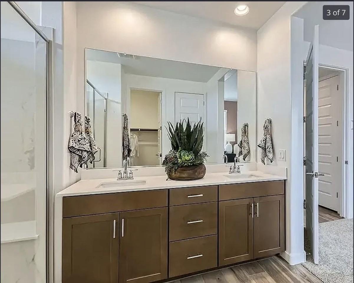 15756 W Superior Ave - Photo 4 of 17