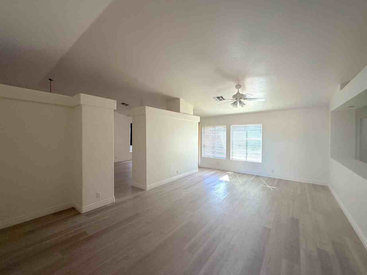 19858 N 33rd Pl - Photo 3 of 13