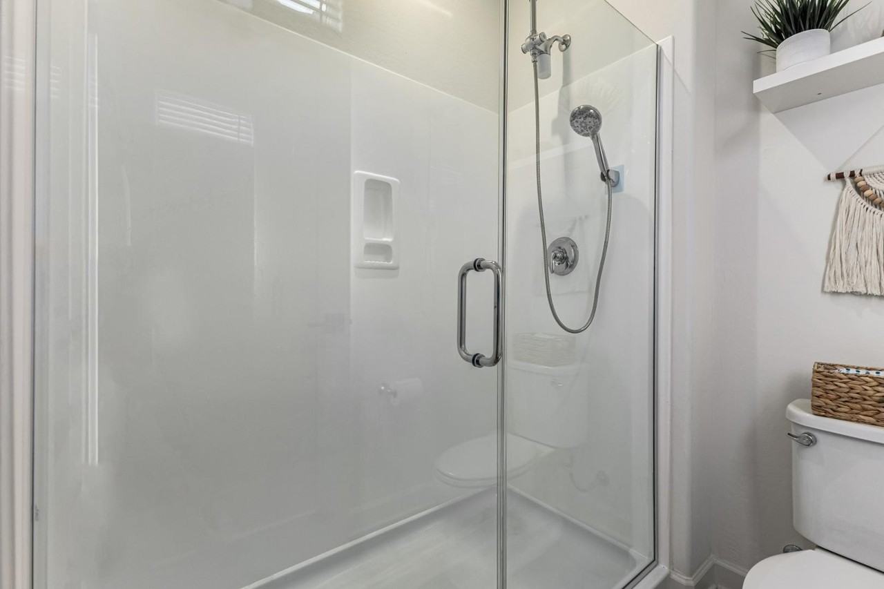 4509 N 197th Ln - Photo 3 of 45