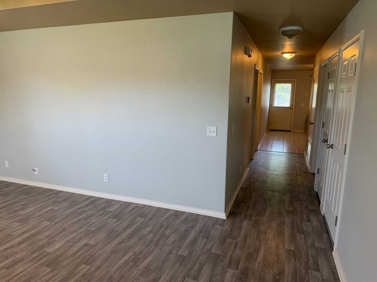 722 Appleridge Drive - Photo 3 of 12