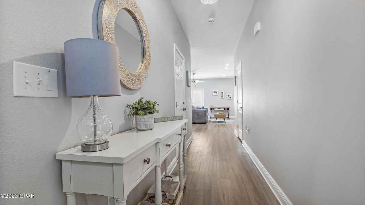 7450 Shadow Lake Dr - Photo 3 of 34