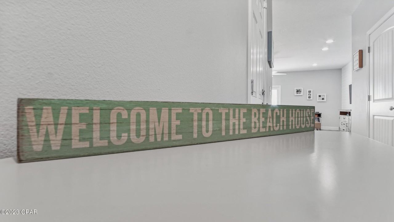 7450 Shadow Lake Dr - Photo 4 of 34