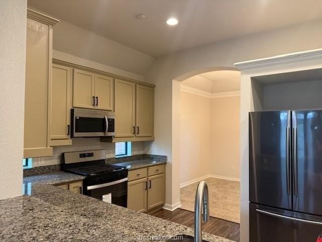 3815 Snowdance Ct - Photo 4 of 16