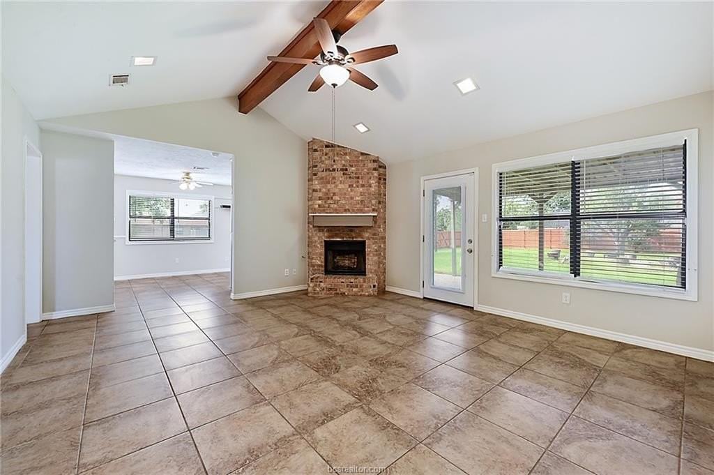 4430 Kirkwood Dr - Photo 5 of 14