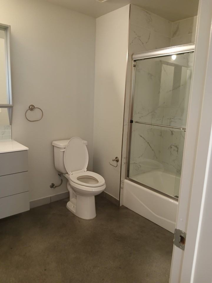 6515 South Crenshaw Boulevard - Photo 6 of 18