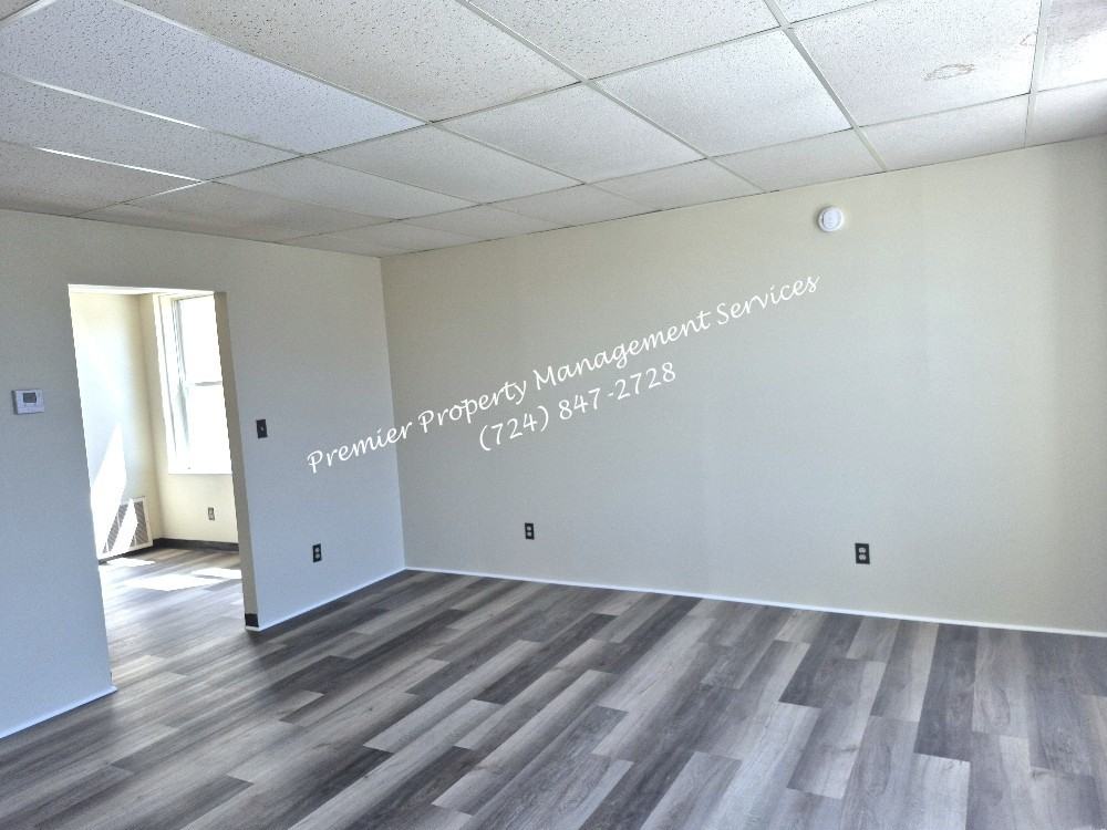 485 New York Avenue - Photo 2 of 11